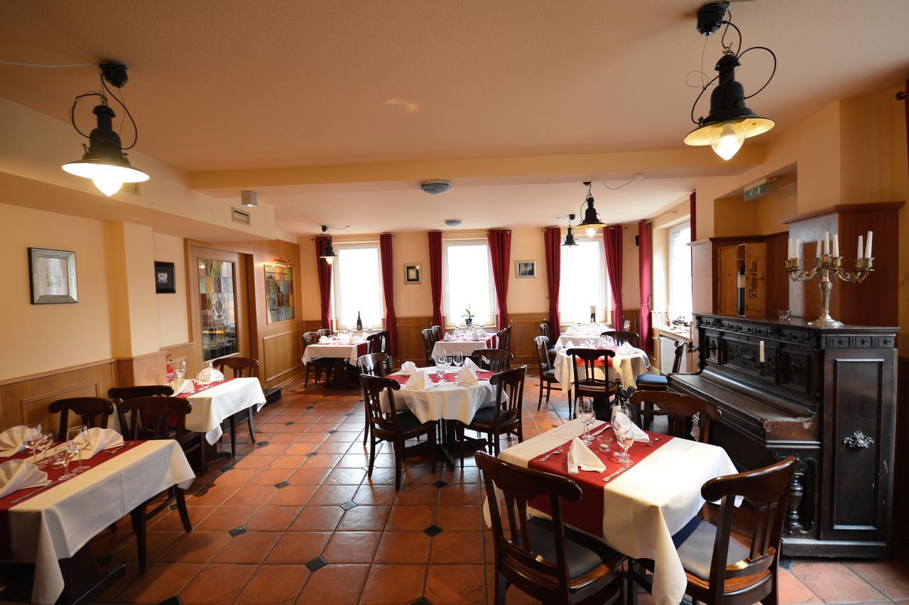 Landgasthof Kelzenberg Jüchen Eksteriør billede